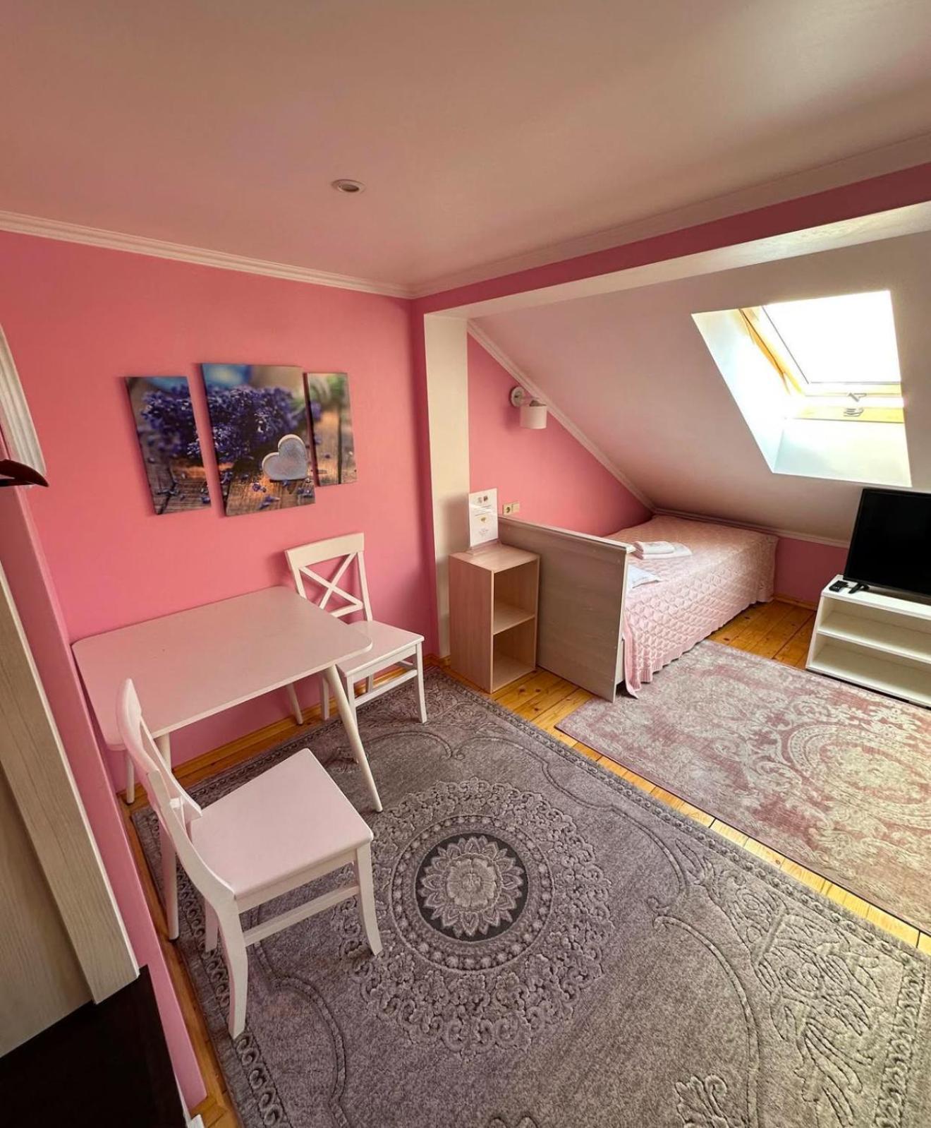 Апартаменты Аpartment for Lady Черновцы Экстерьер фото